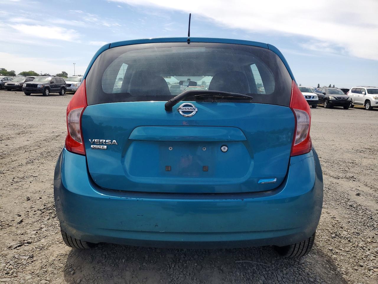 Nissan Versa S Plus