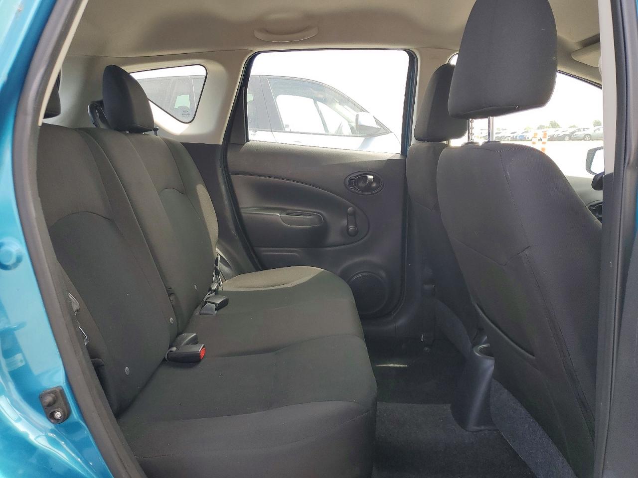 Nissan Versa S Plus