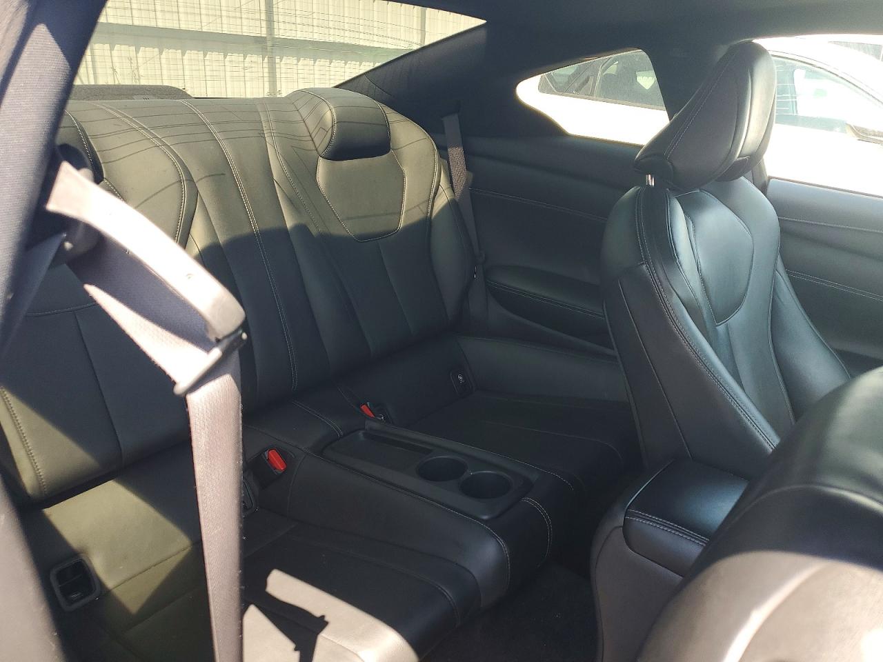 INFINITI Q60 2.0t Premium