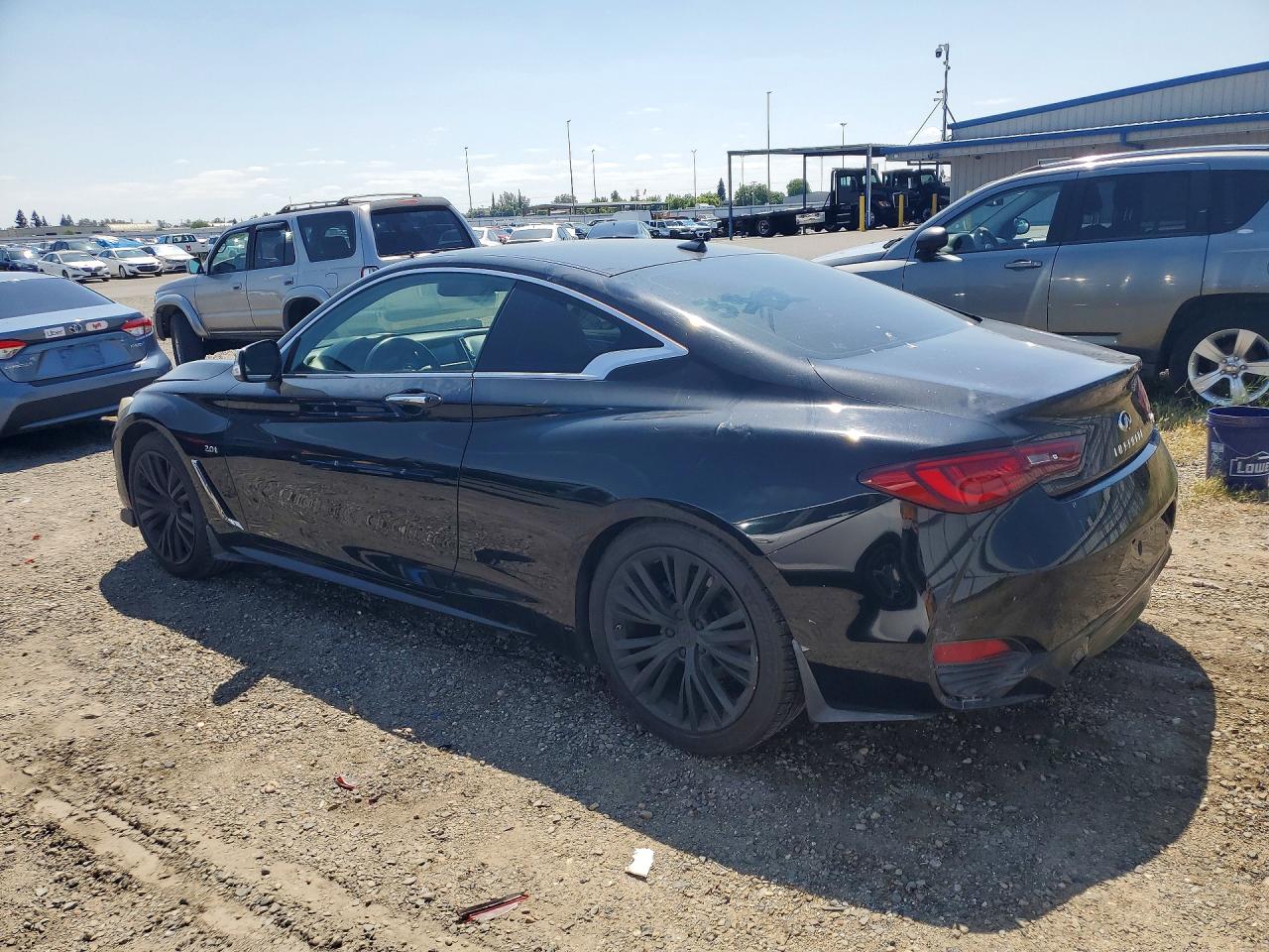 INFINITI Q60 2.0t Premium