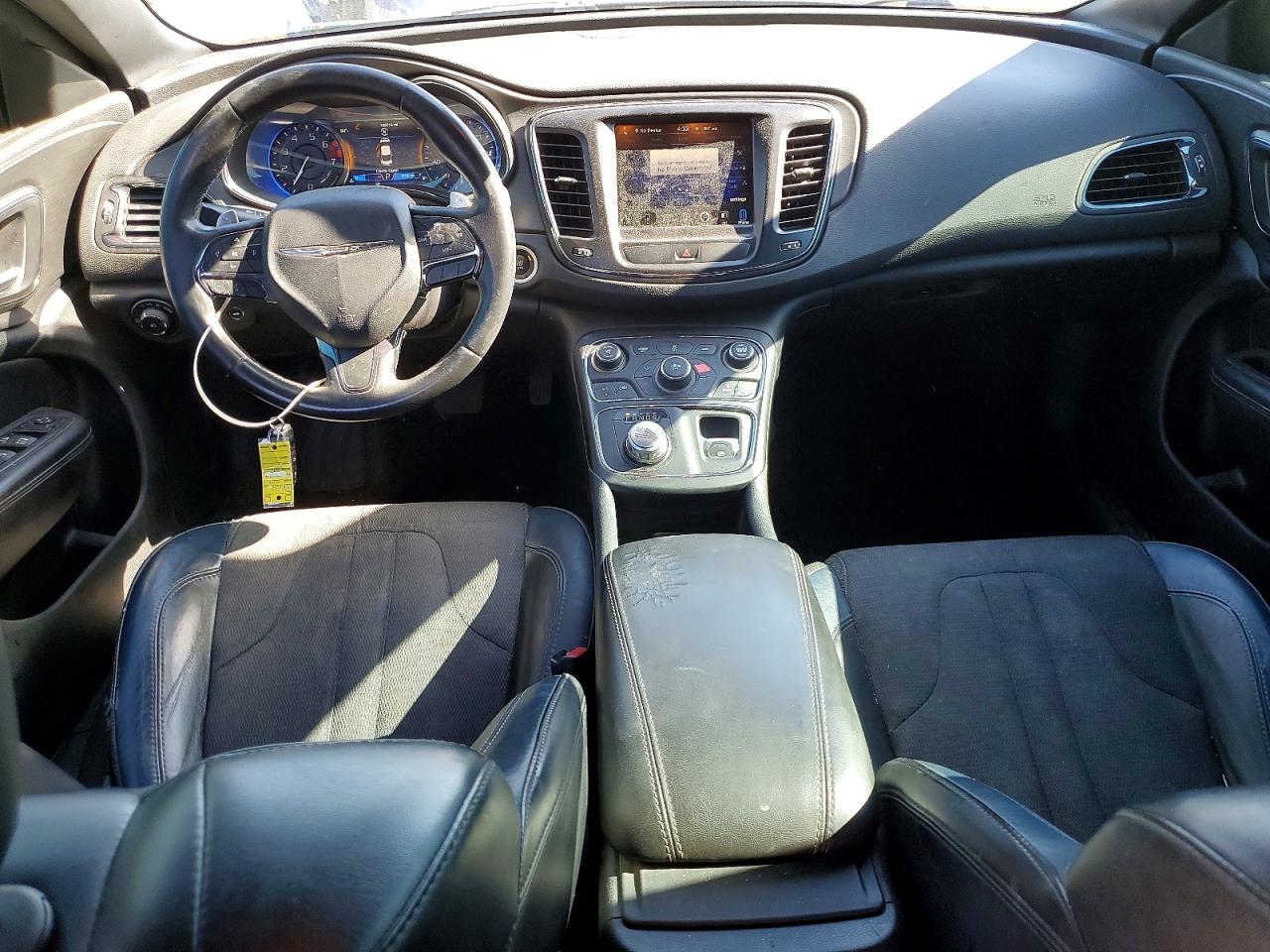 Chrysler 200 S