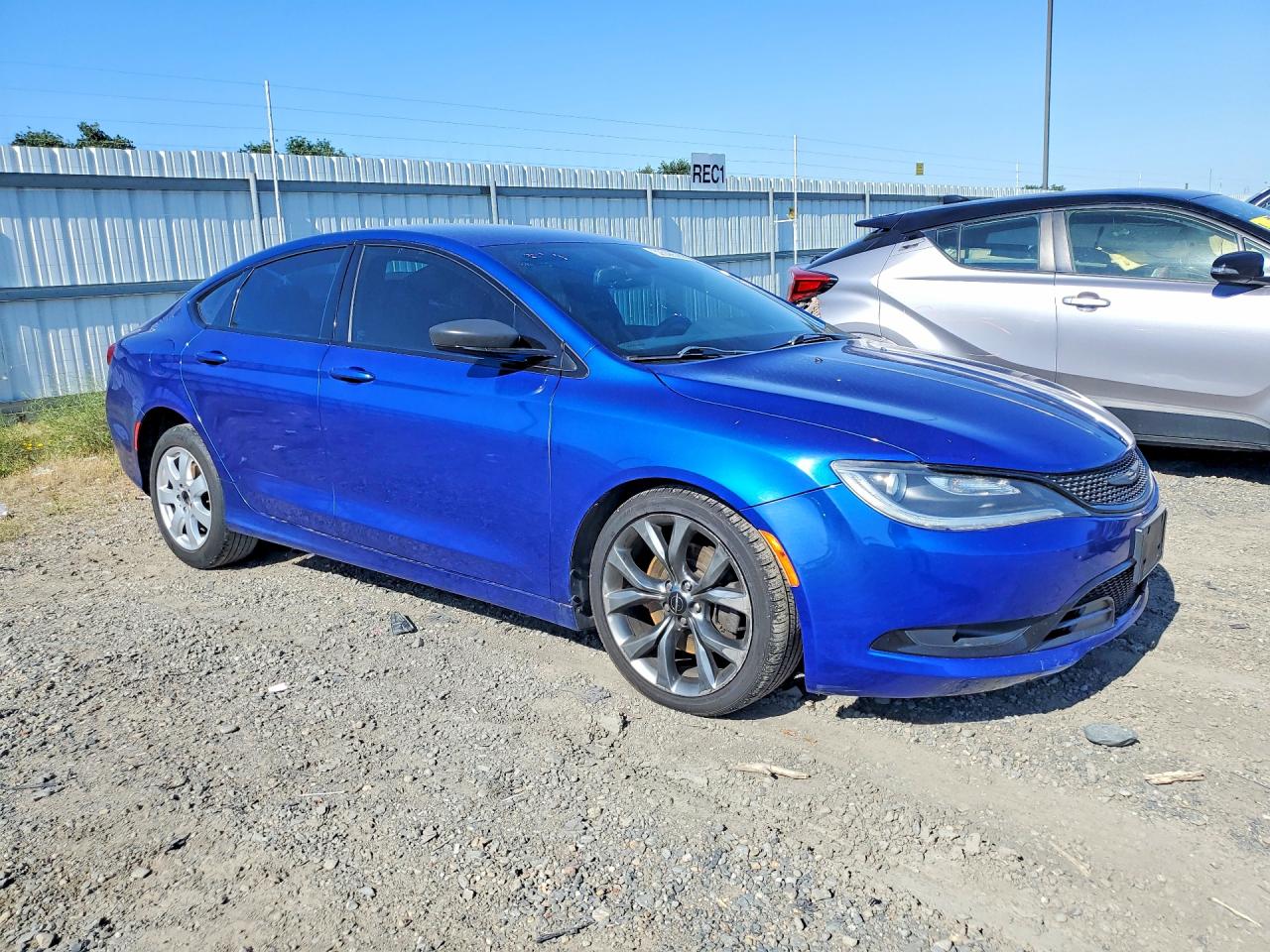 Chrysler 200 S