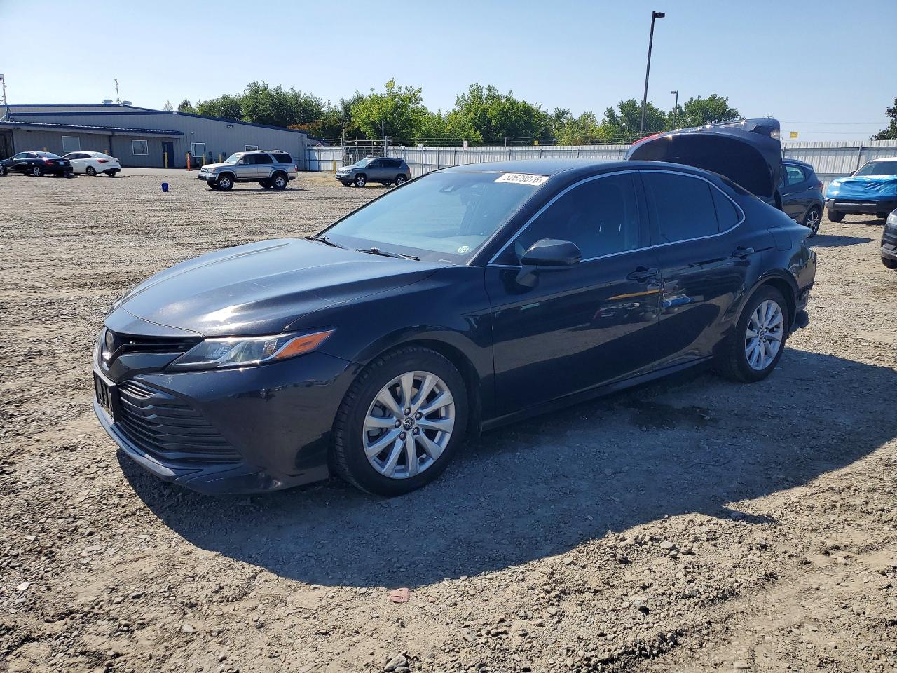 Salvage Toyota Camry Image