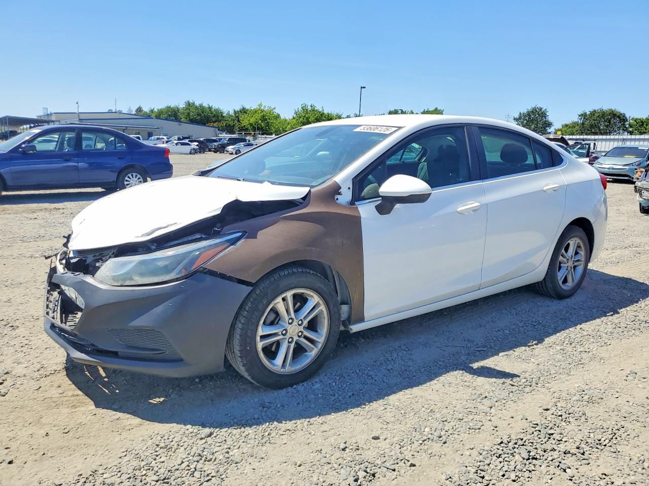 Salvage Chevrolet Cruze Image