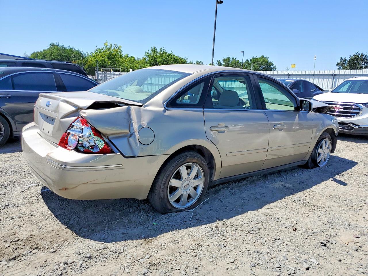 Ford Five Hundr Se