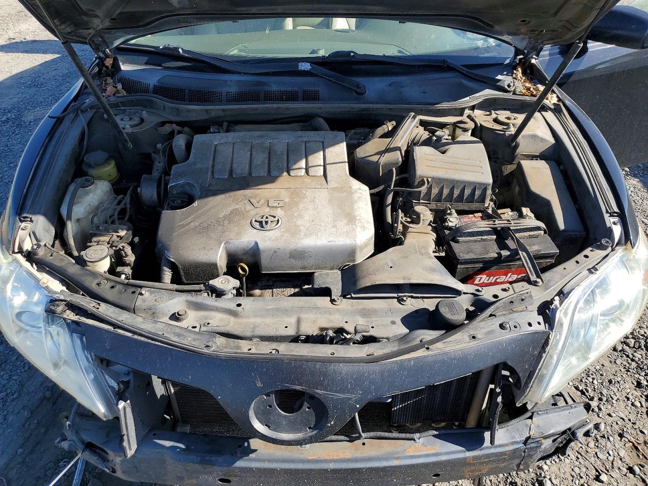 Toyota Camry Xle V6