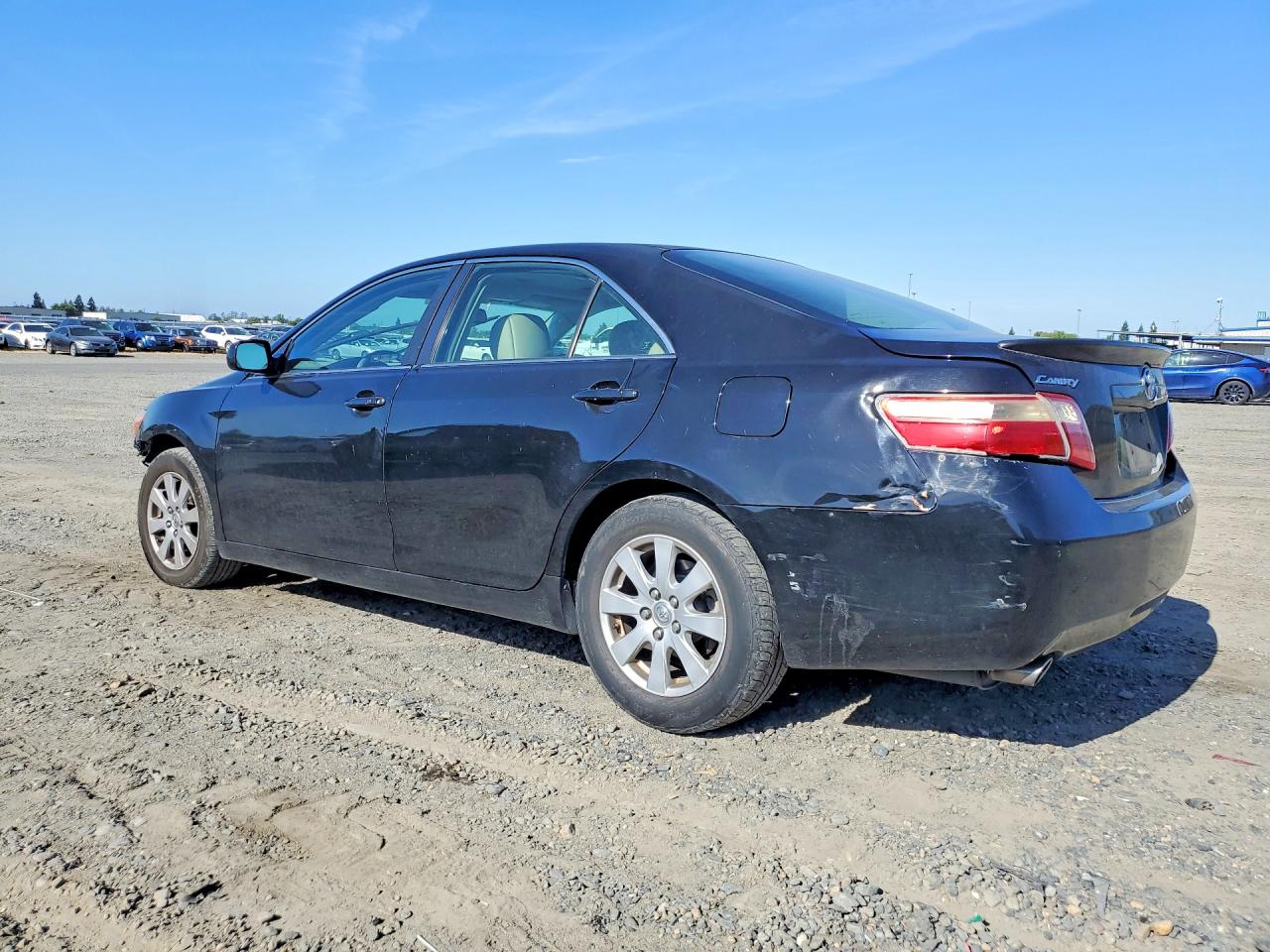 Toyota Camry Xle V6