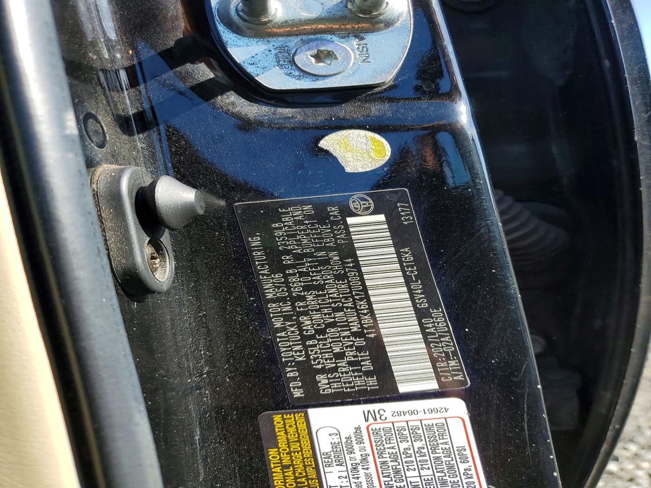 Toyota Camry Xle V6