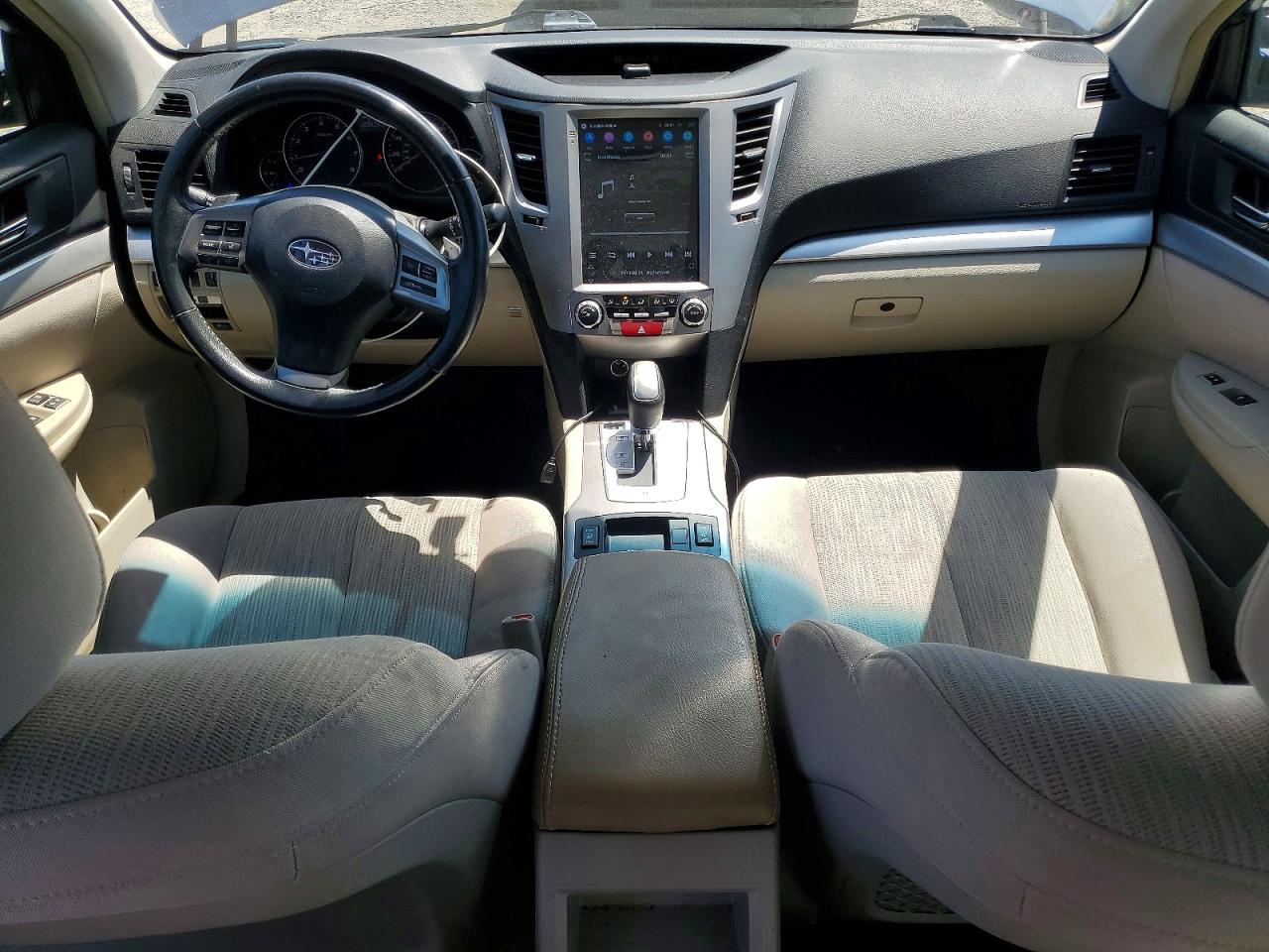 Subaru Legacy 2.5i Premium