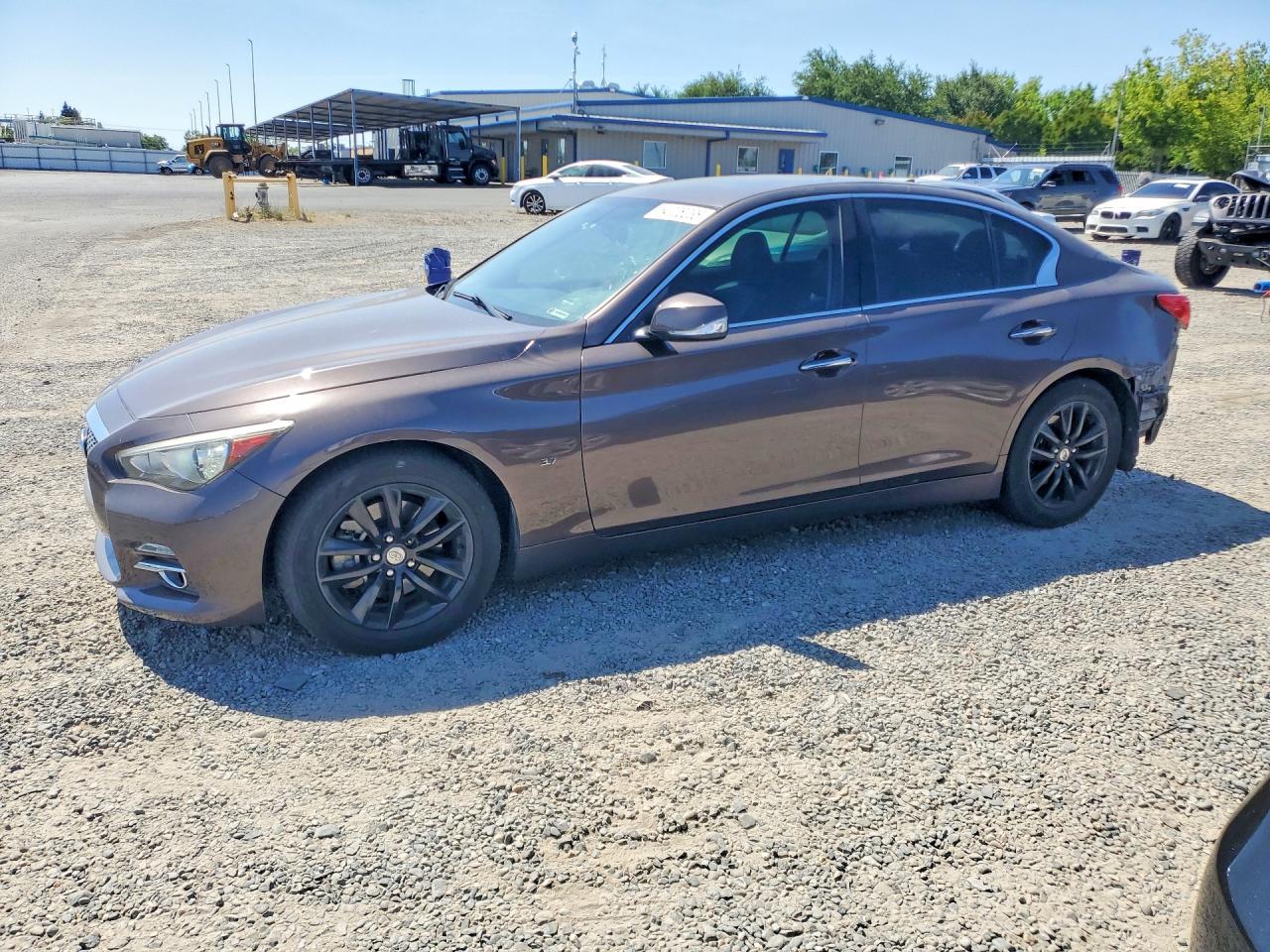 Salvage INFINITI Q50 Image