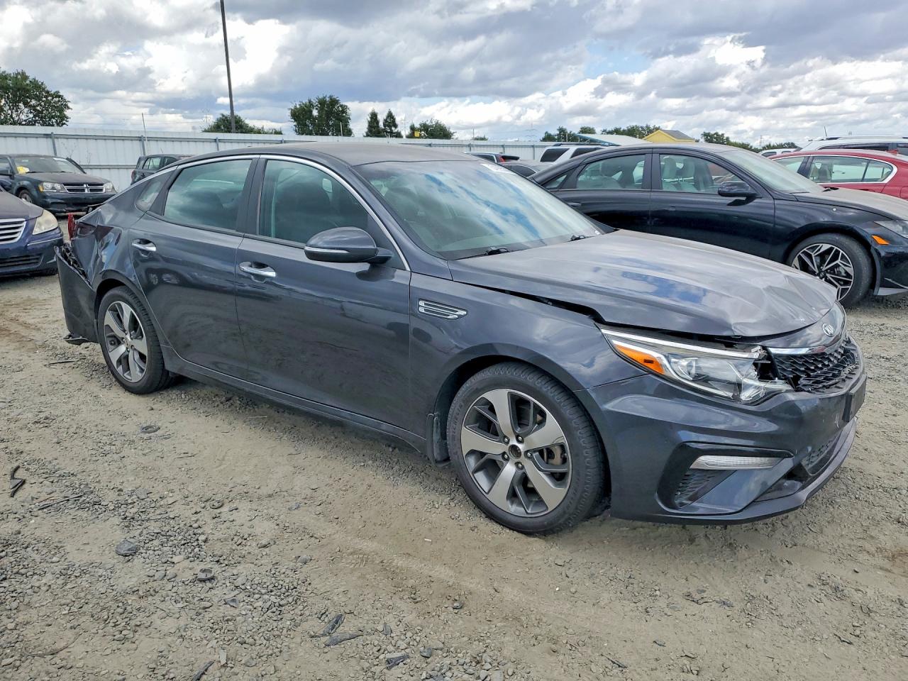 Kia Optima S