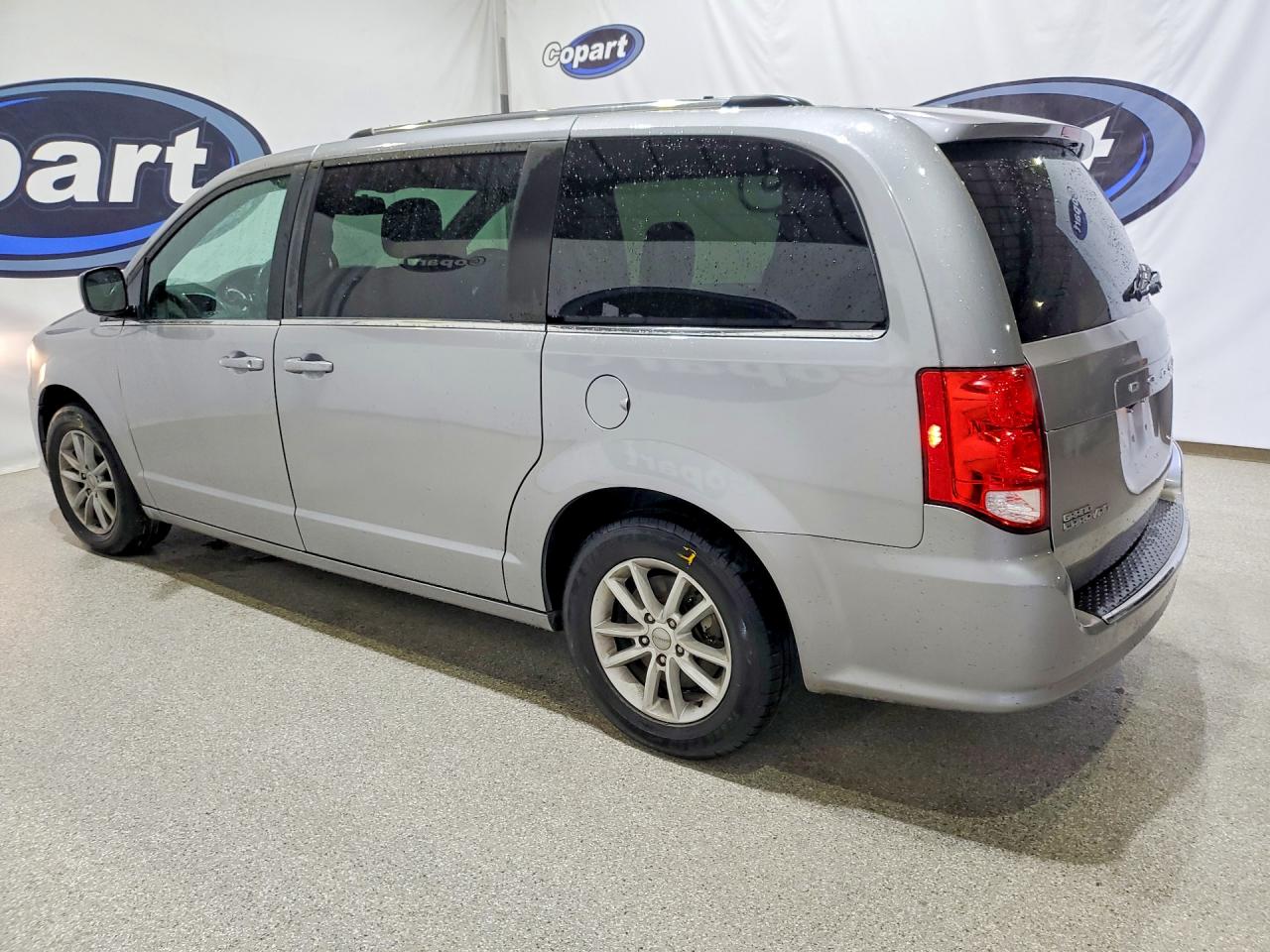 Dodge Caravan Sxt