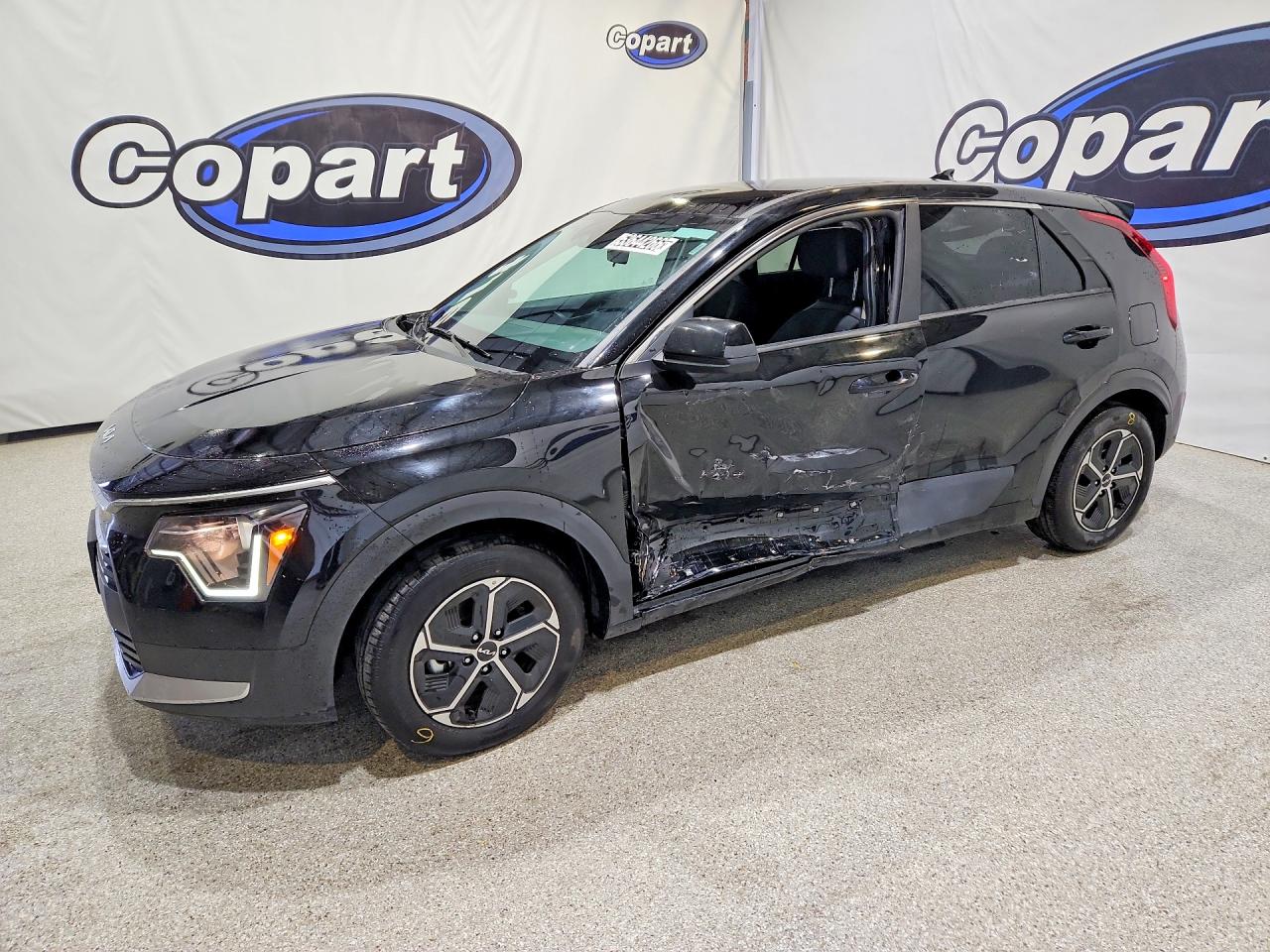 Salvage Kia Niro Image