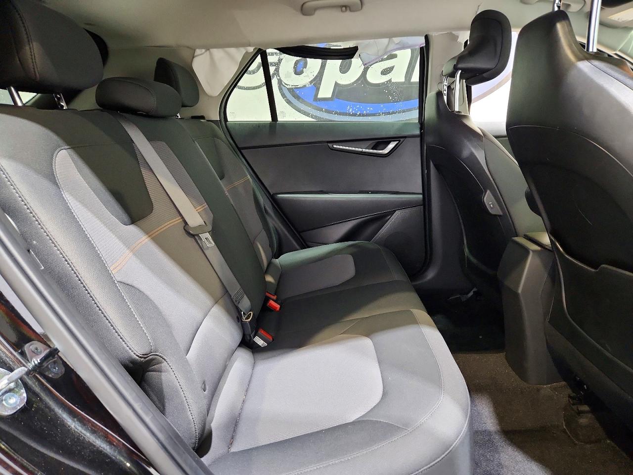 Kia Niro Lx