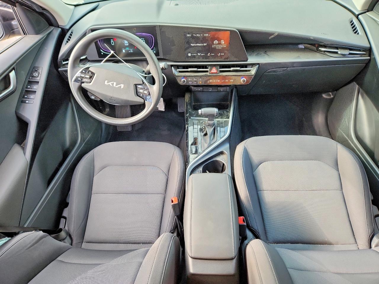 Kia Niro Lx