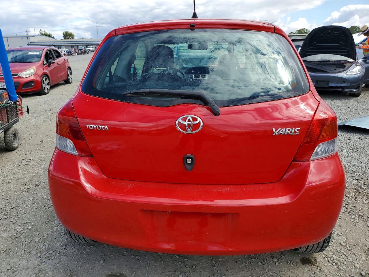 Toyota Yaris Base