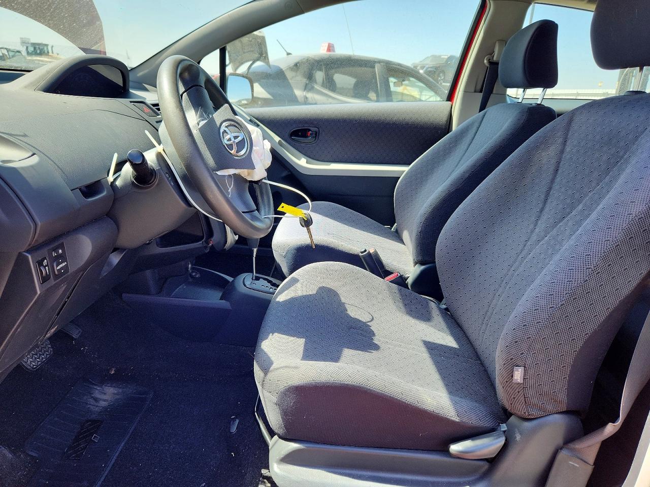 Toyota Yaris Base