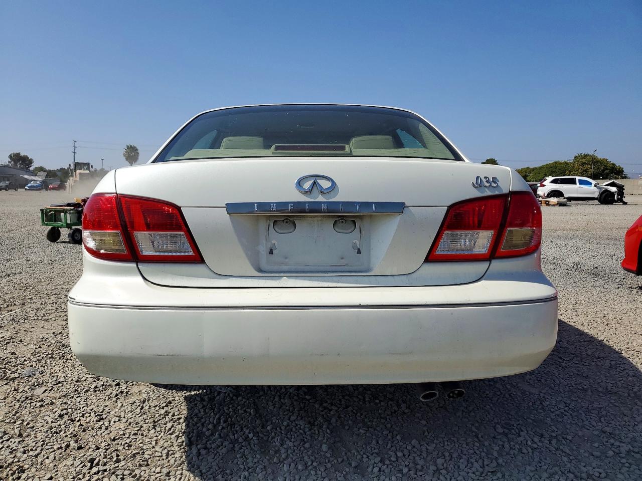 INFINITI I35 Base
