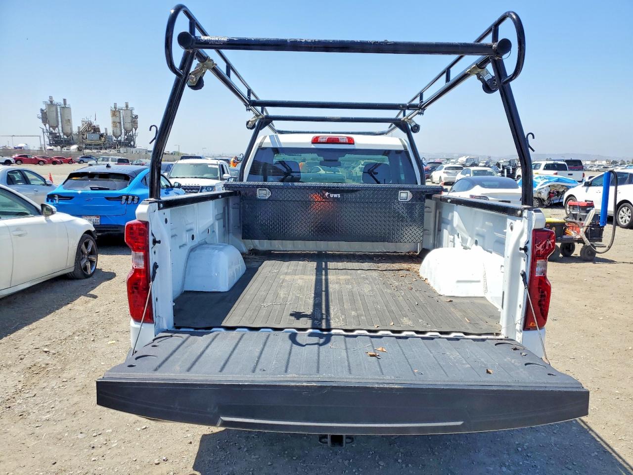 Chevrolet Silverado C1500