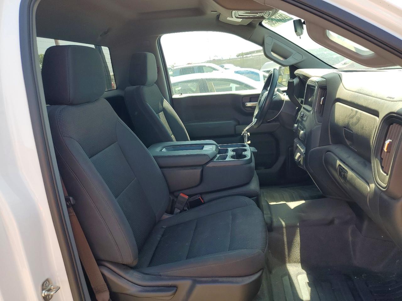 Chevrolet Silverado C1500