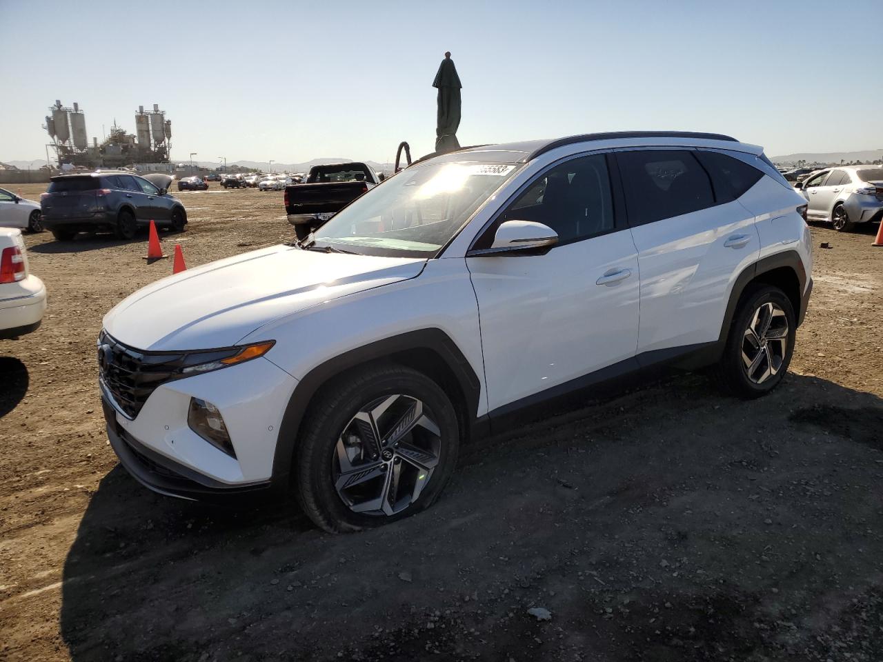 Salvage Hyundai TUCSON Image