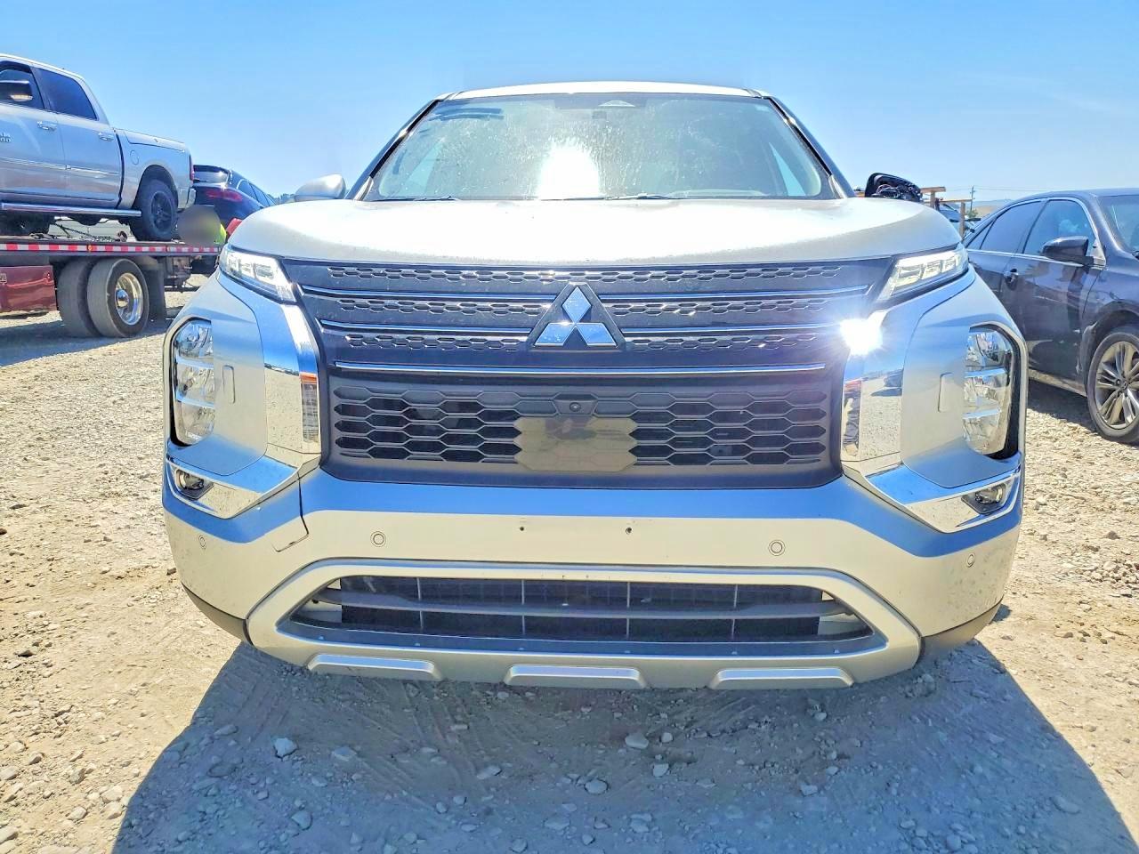 Mitsubishi Outlander Se