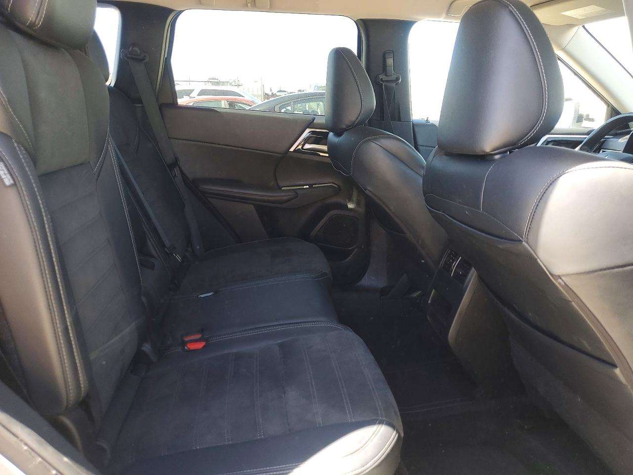 Mitsubishi Outlander Se
