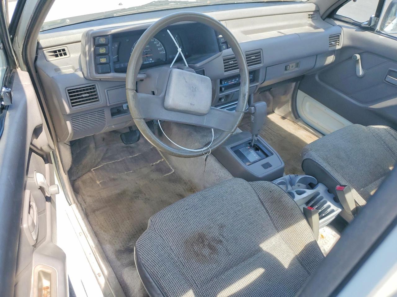 Isuzu Conventional Short Bed