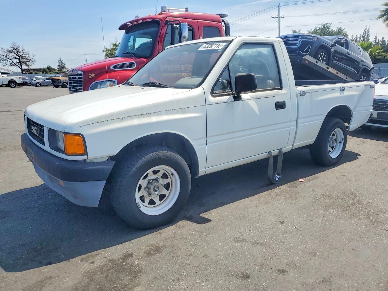 Salvage Isuzu Conventional Image