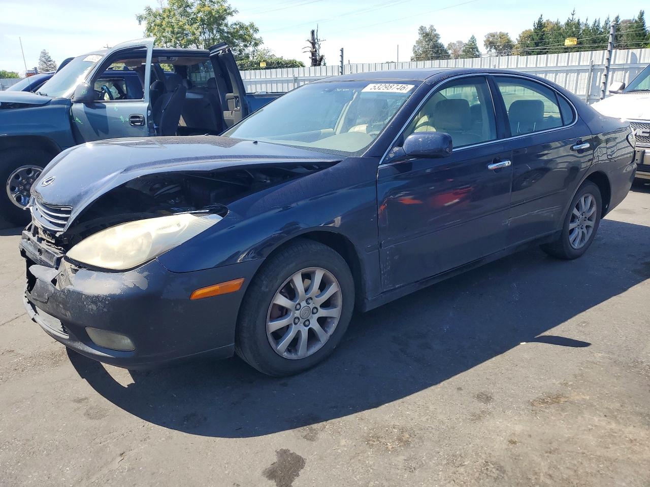 Salvage Lexus Es Image
