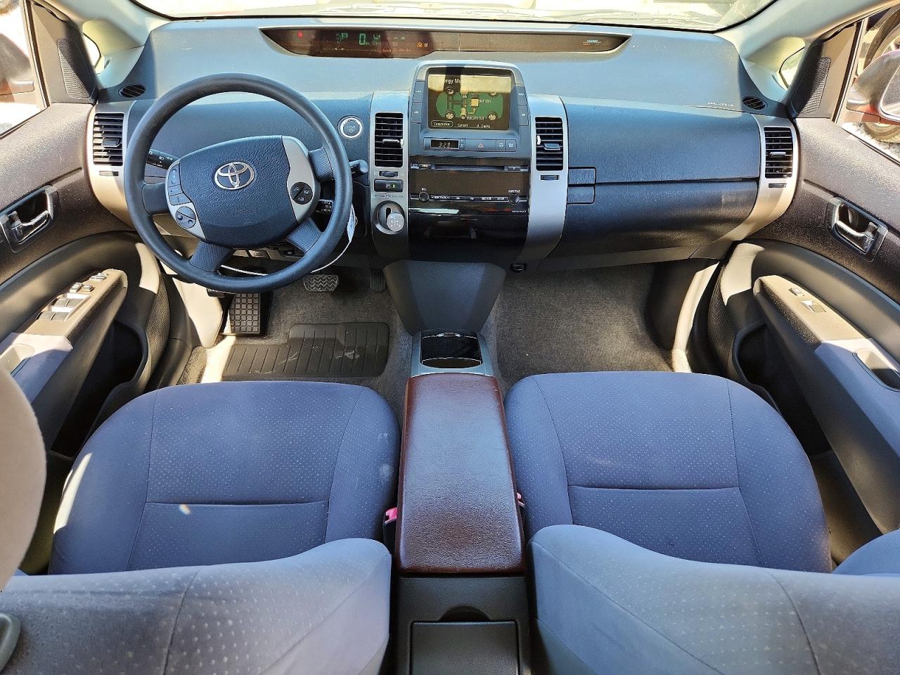 Toyota Prius Base