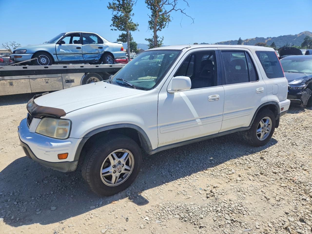 Salvage Honda Crv Image