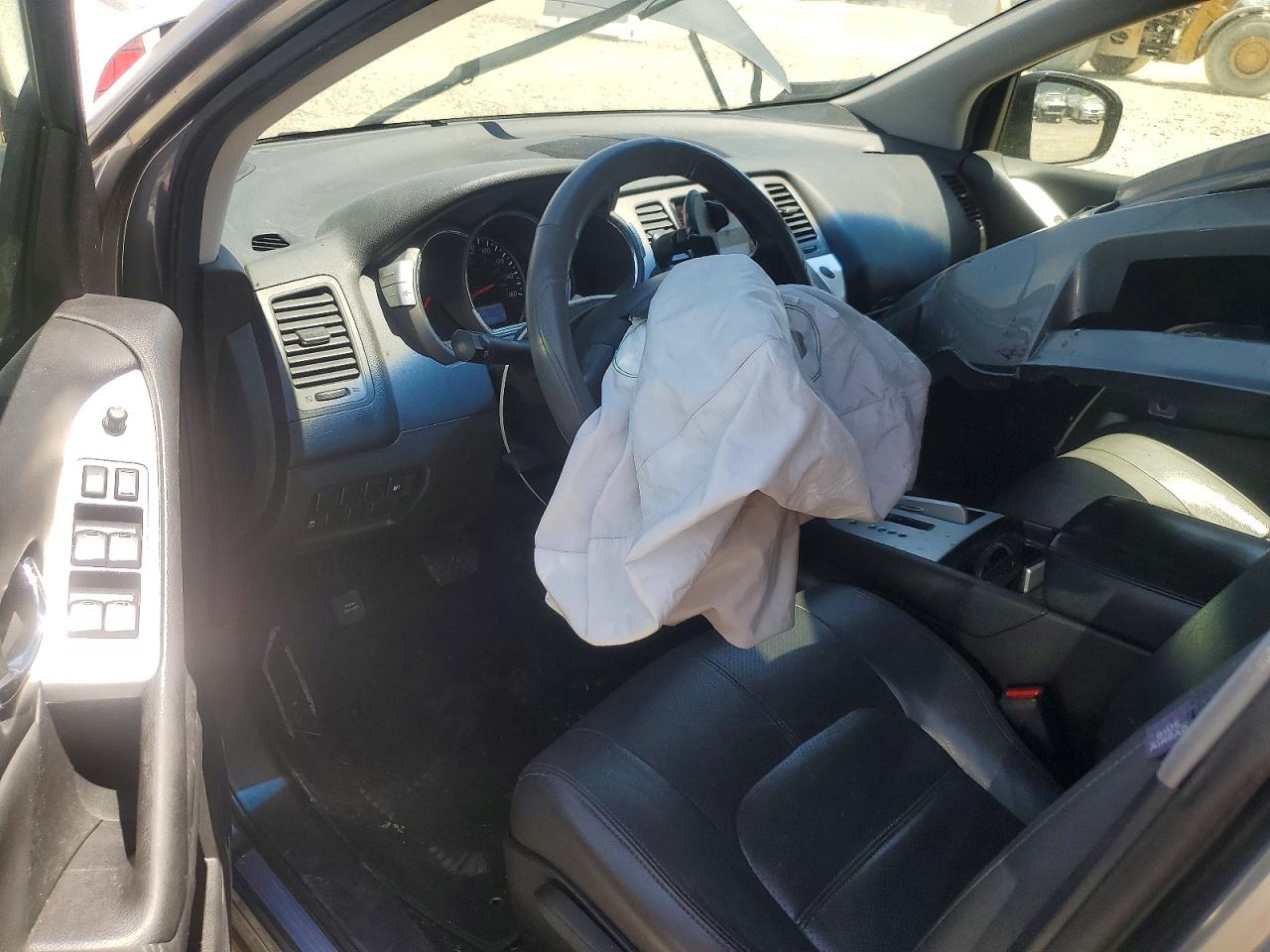 Nissan Murano S