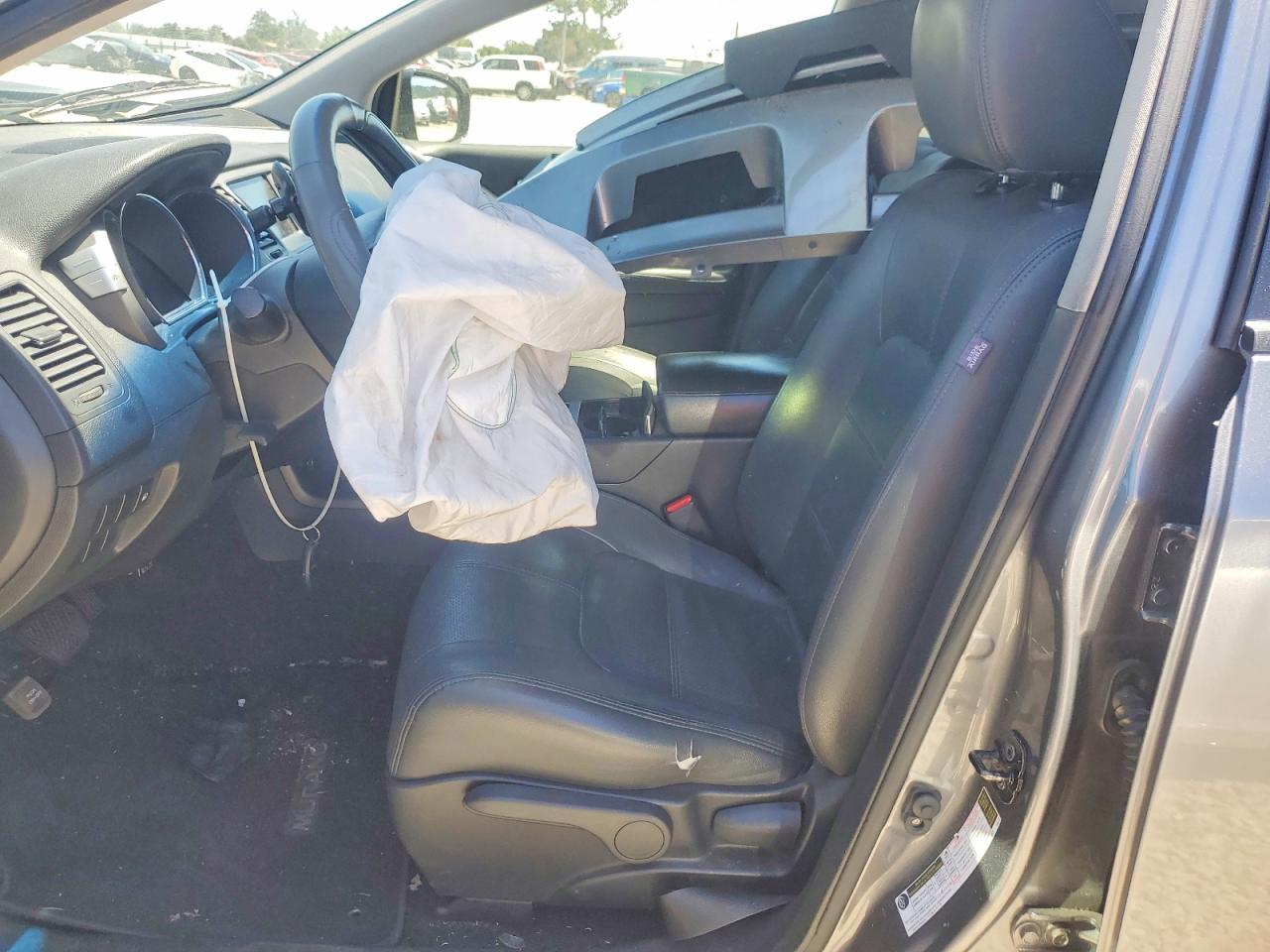 Nissan Murano S