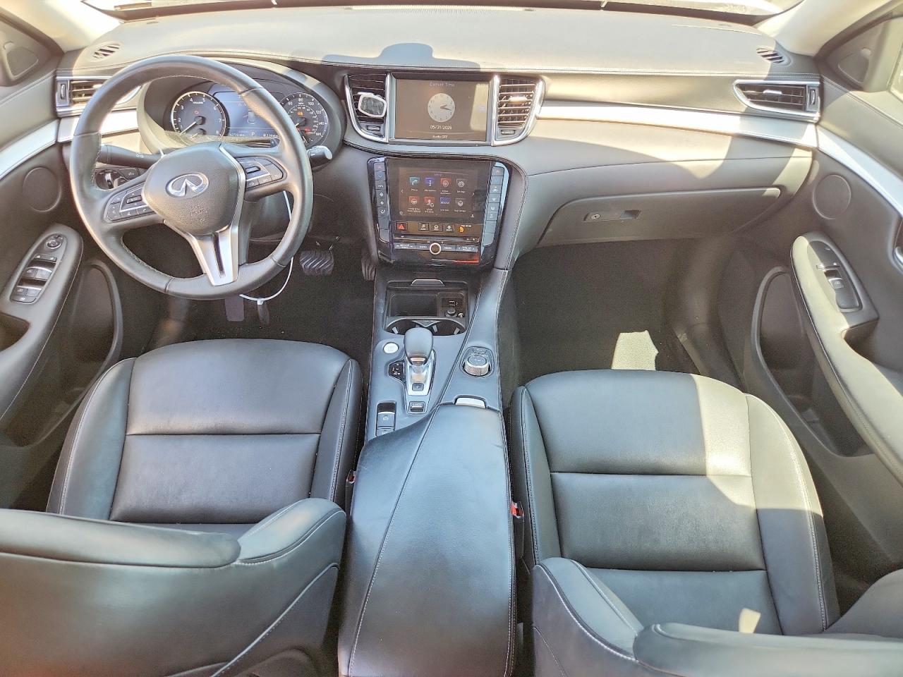 INFINITI Qx Luxe
