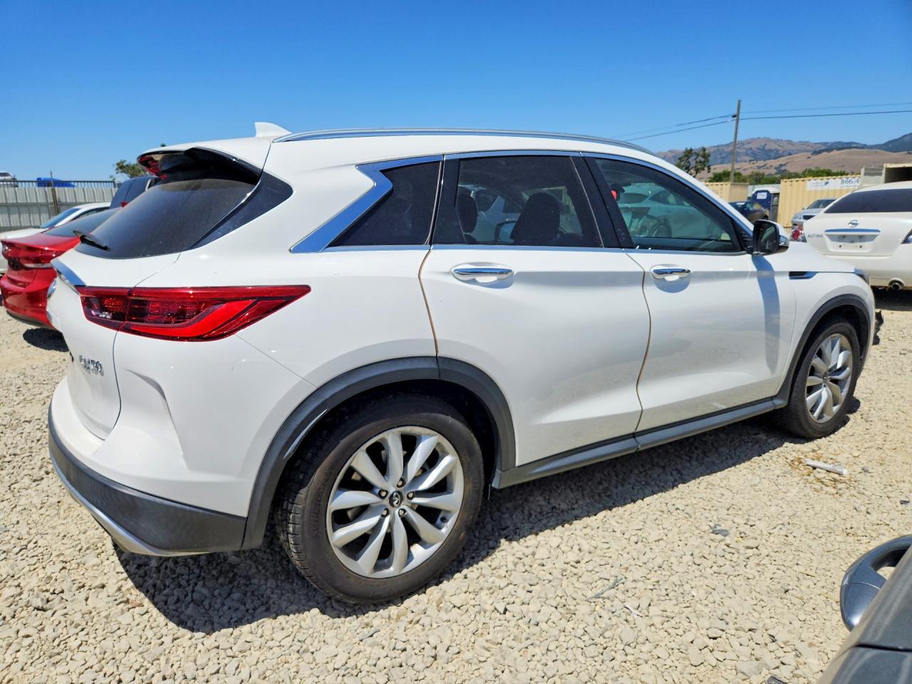 INFINITI Qx Luxe