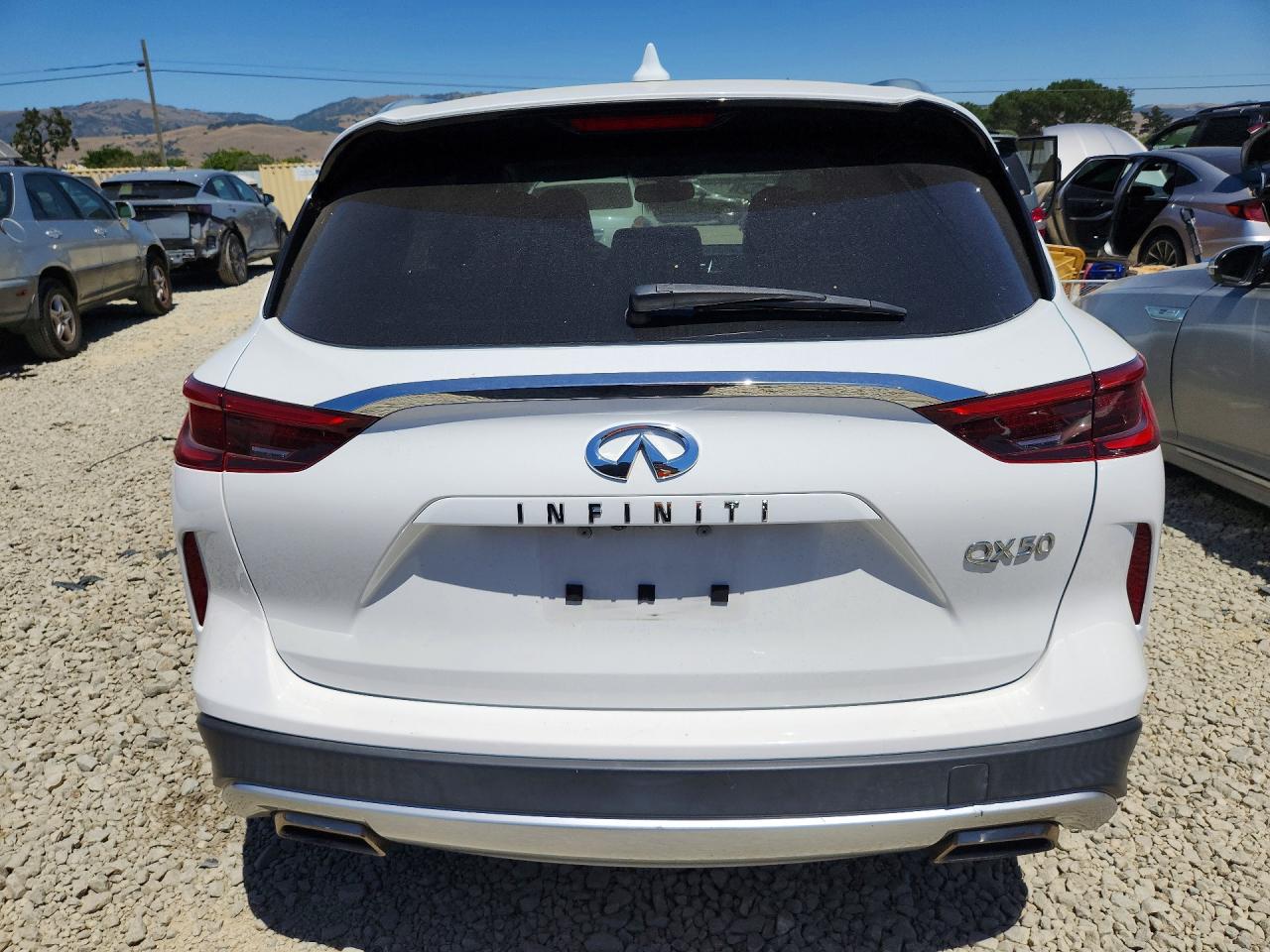 INFINITI Qx Luxe
