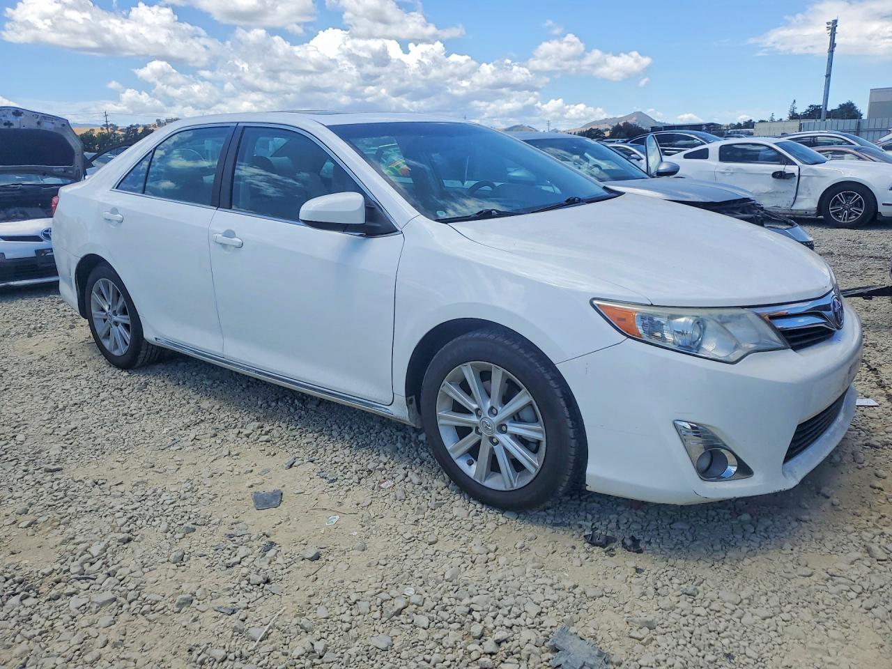 Toyota Camry Xle