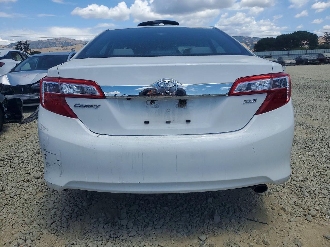 Toyota Camry Xle