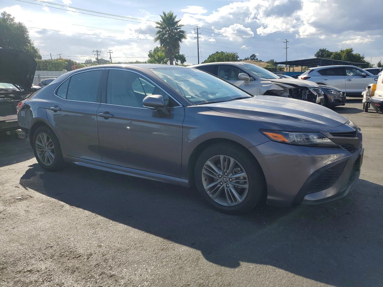 Toyota Camry Se