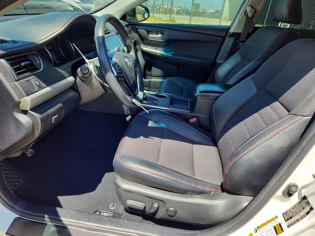 Toyota Camry Se