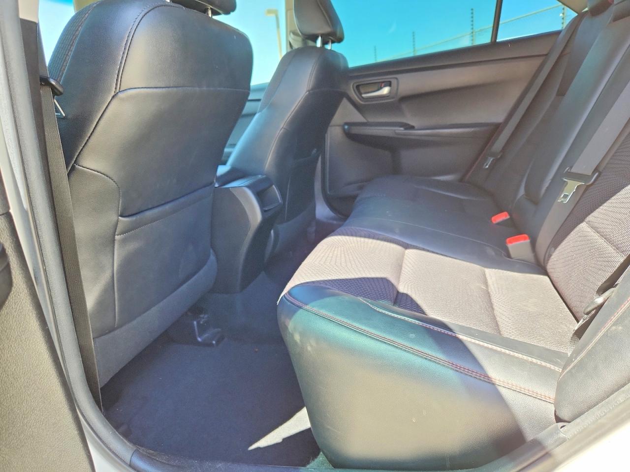 Toyota Camry Se