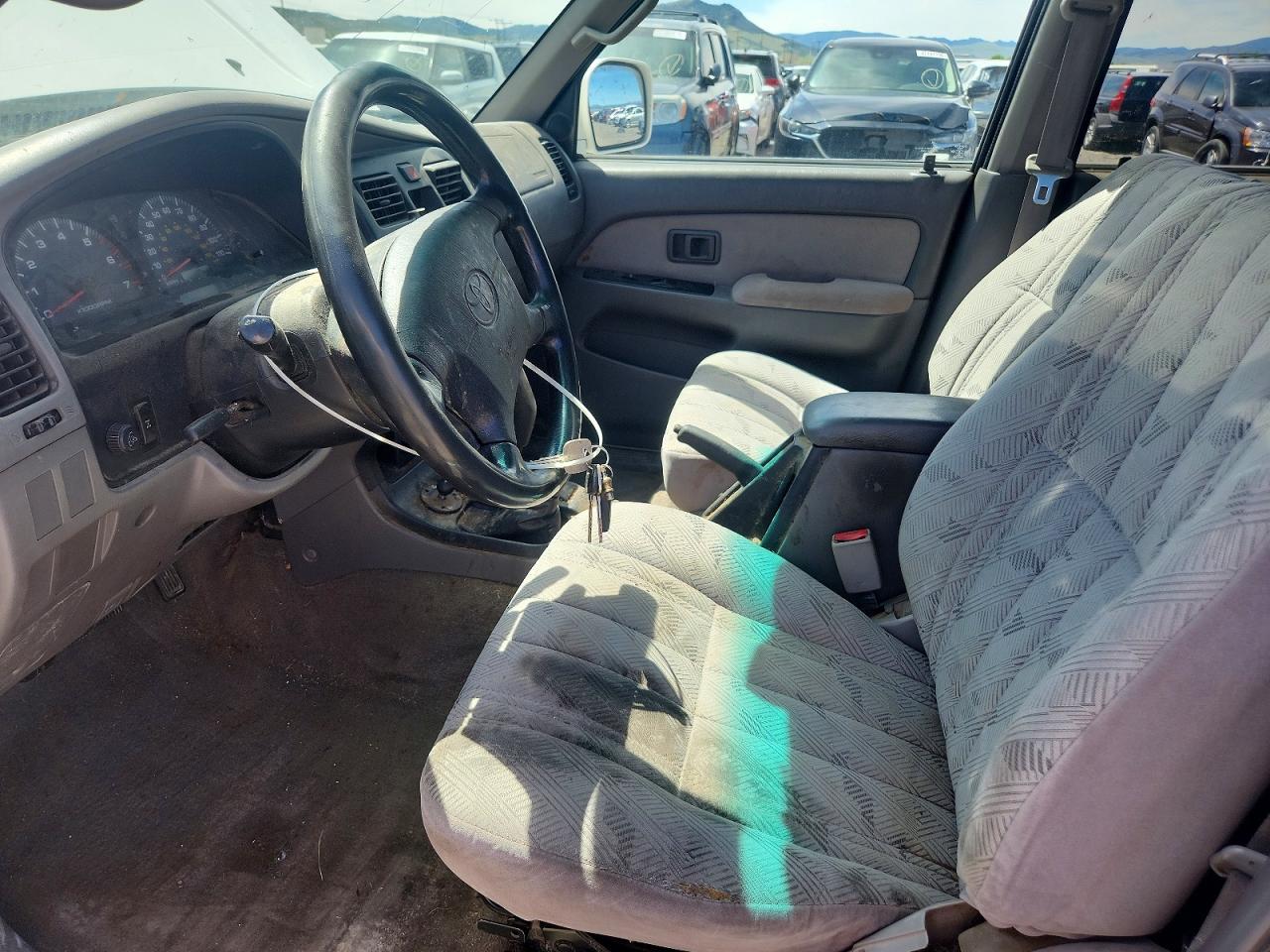 Toyota 4Runner Sr5