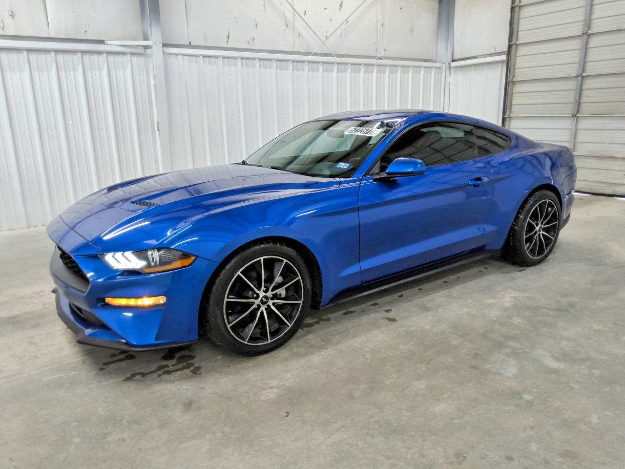 Salvage Ford Mustang Image