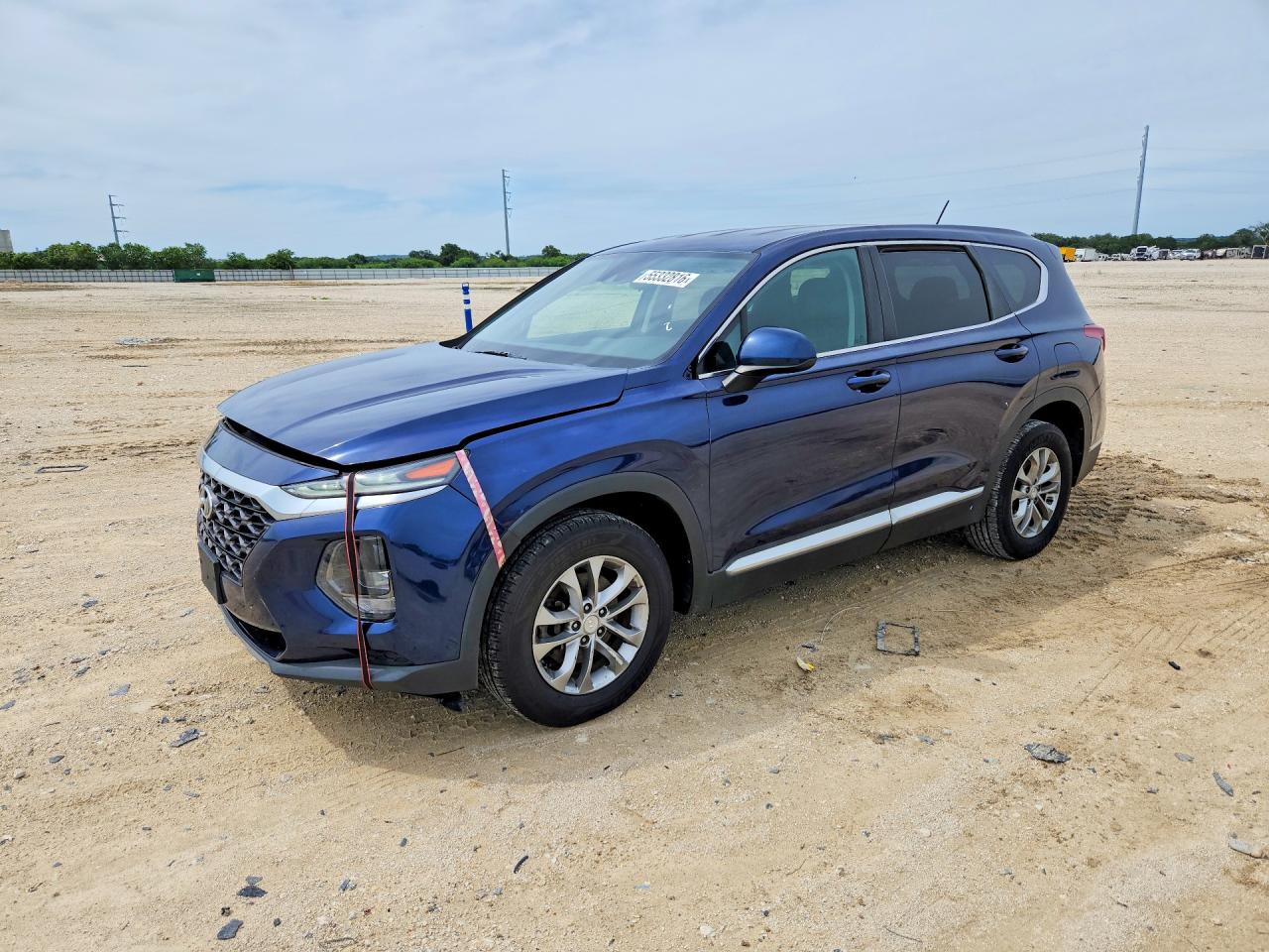 Salvage Hyundai SANTA FE Image