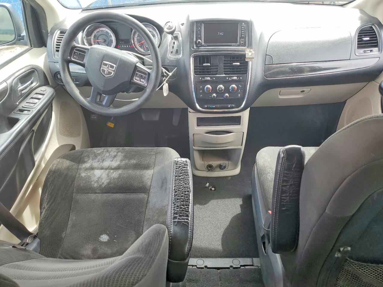 Dodge Caravan Se