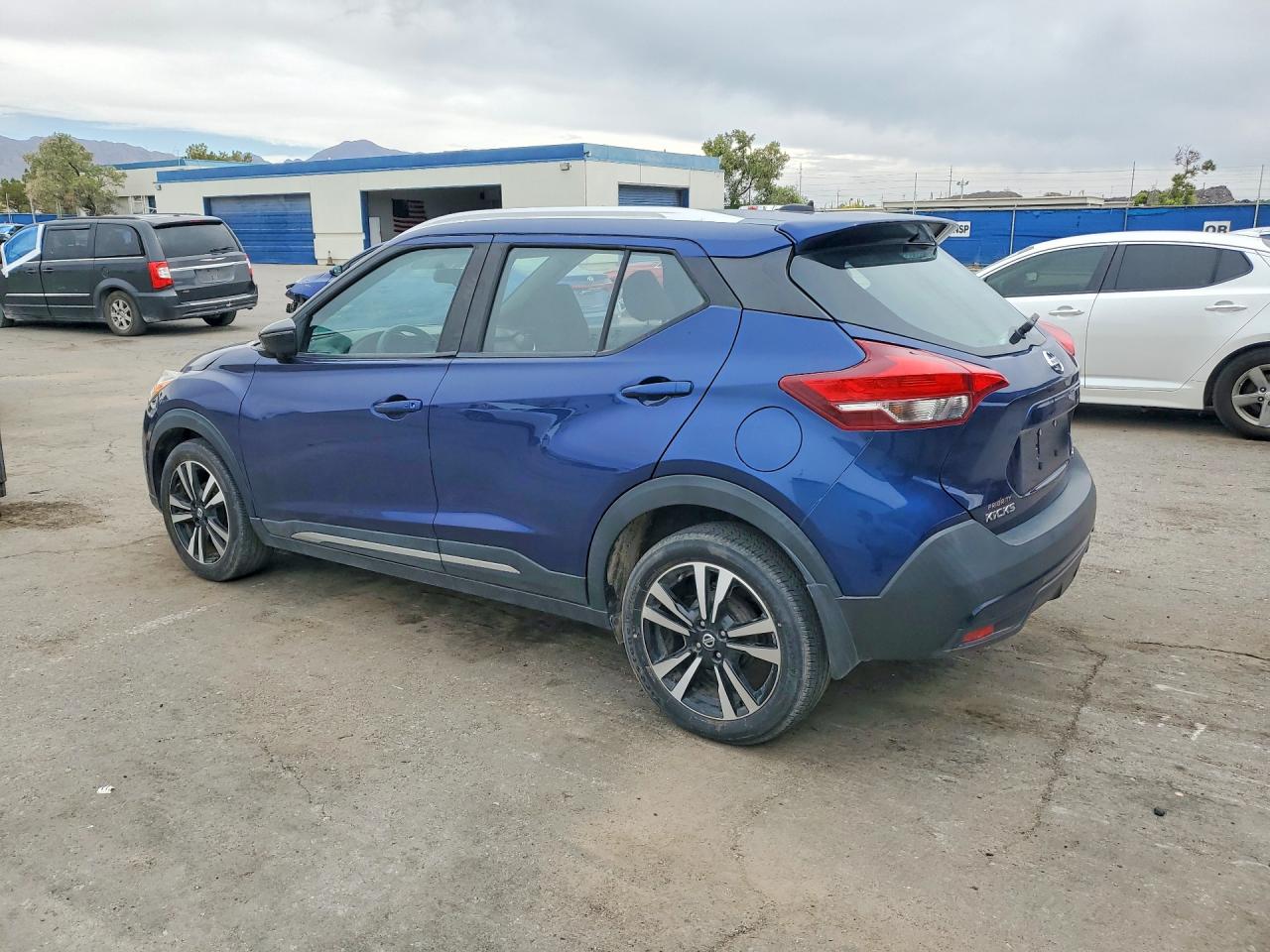 Nissan Kicks Sr