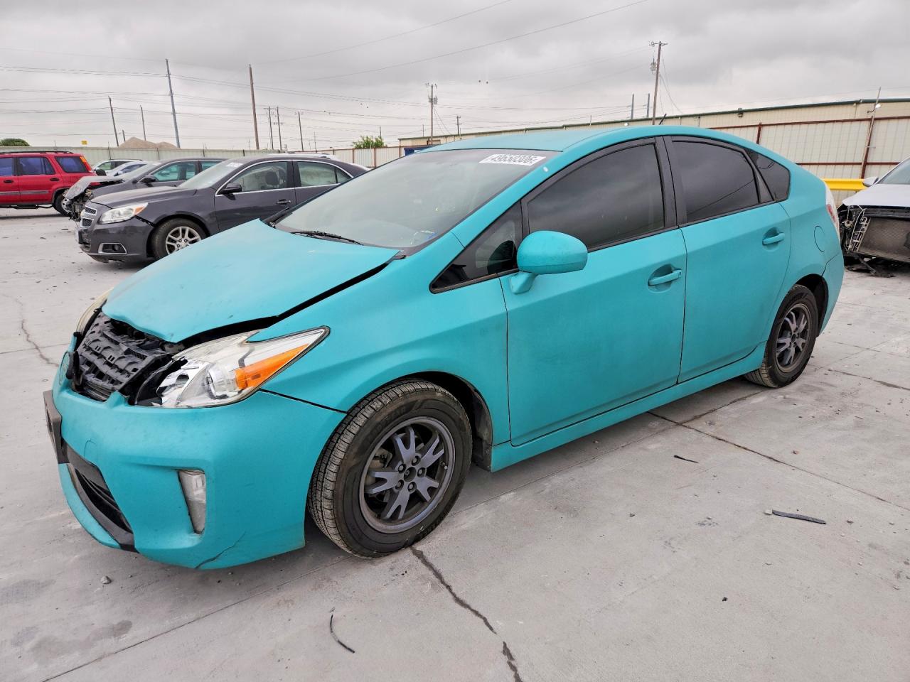 Salvage Toyota Prius Image