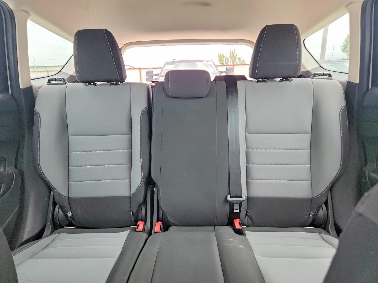 Ford Escape S