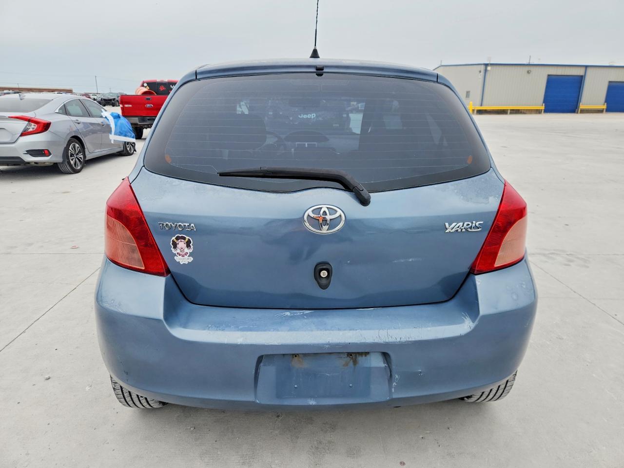 Toyota Yaris Base